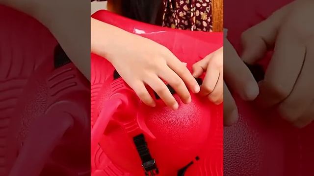 Прыгающий мяч с ручкой и насосом для детей смотреть онлайн