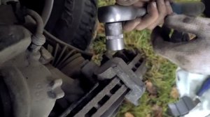 Замена тормозных дисков и колодок на Renault Duster dci