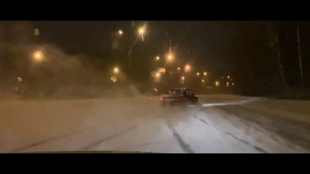 Дрифт по городу. Атмосфера зимней ночи. смотреть онлайн