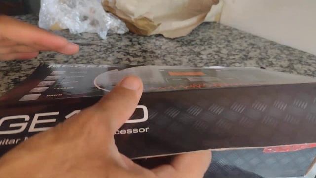 UNBOX PEDALEIRA MOOER GE-100 смотреть онлайн