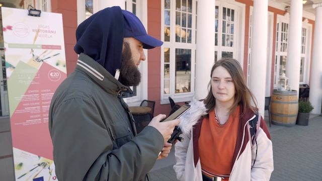 УСАЧЕВ vs ШКОЛЬНИКИ [НЕШКОЛЬНЫЕ ВОПРОСЫ] смотреть онлайн