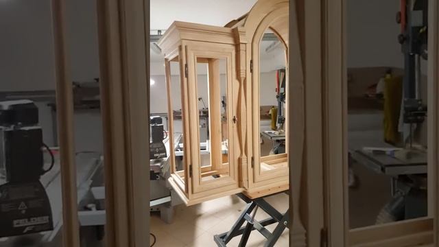Сервант из дуба смотреть онлайн