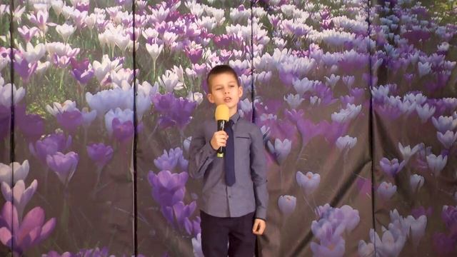 Солнышко - стихотворение | Илья Матвеев смотреть онлайн