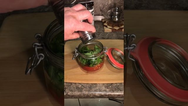 КАК ПРИГОТОВИТЬ ТОТ САМЫЙ СОУС К ШАШЛЫКУ ПО АРМЯНСКИ ЗА 1МИНУТУ смотреть онлайн