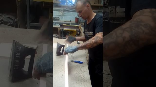 как правильно клеить пвх кромку на лдсп утюгом,быстро и правильно.