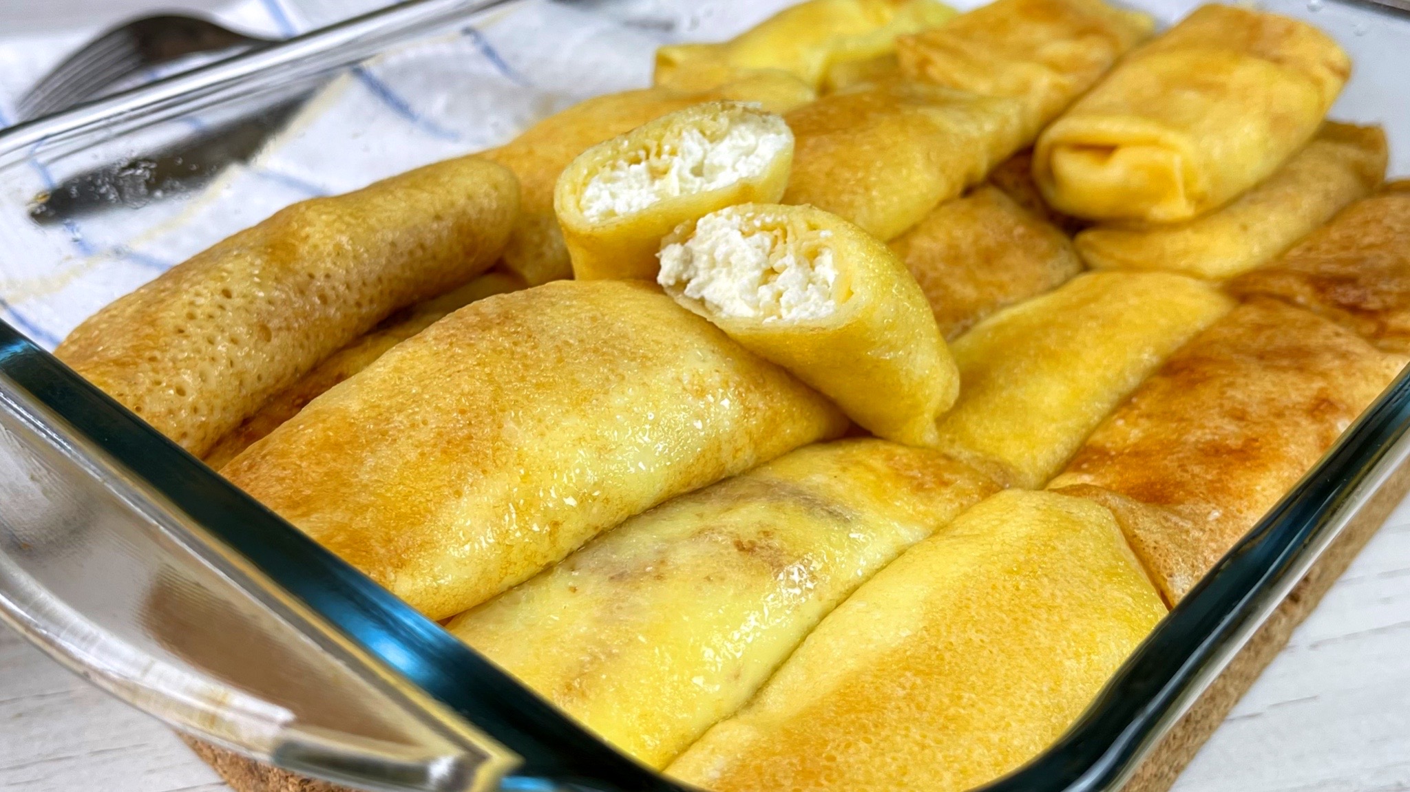 Самые ВКУСНЫЕ, самые нежные БЛИНЧИКИ с творогом (налистники)! Готовьте двойную порцию! смотреть онлайн