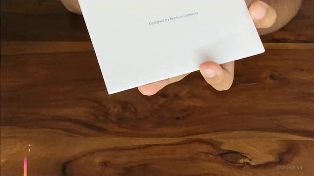 Unboxing 2020 MacBook Pro 13" (Space Grey) смотреть онлайн