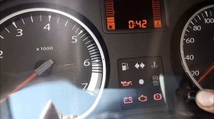 Рено дастер настройка времени, часов и ввод кода магнитолы.