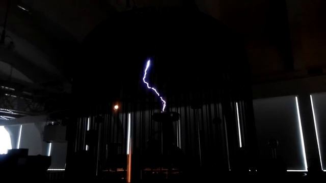 Я советоваю закрыть уши смотреть онлайн