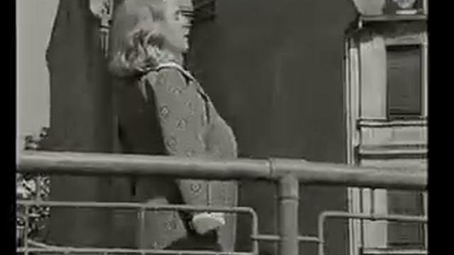 LOLA NOVAKOVIC 1973 смотреть онлайн