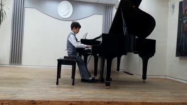 Т.Лак "Тарантелла" смотреть онлайн