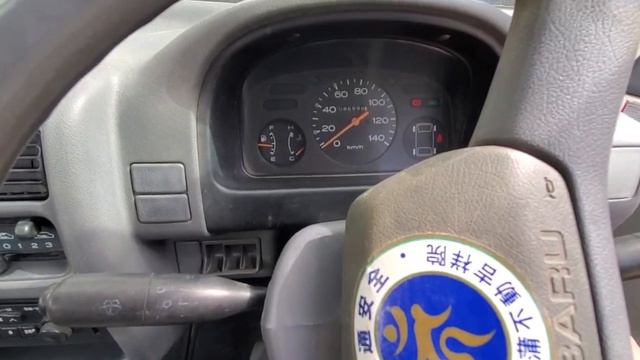 I've never seen a Subaru Sambar with this before...sambar minitruck walk-around. смотреть онлайн