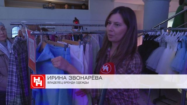 Стрелки, блёстки, чешуя: тренды сезона раскрыли на фестивале «Образ» смотреть онлайн