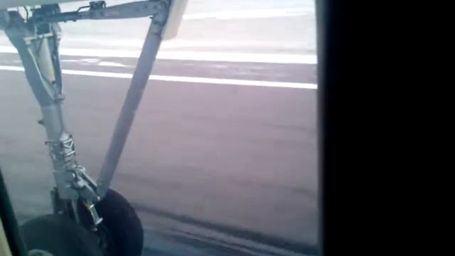 Fokker50,  посадка.