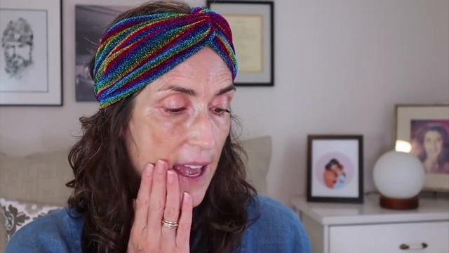 Is Oia's Face Lifting Mask Good For Sensitive Skin? смотреть онлайн