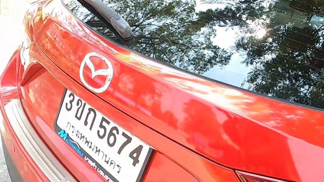 รถมือสอง สภาพดี MAZDA 3 SKYACTIV เครื่อง 2.0 สีแดง เบาะหนังสีดำด้ายแดง ปี 2017 смотреть онлайн