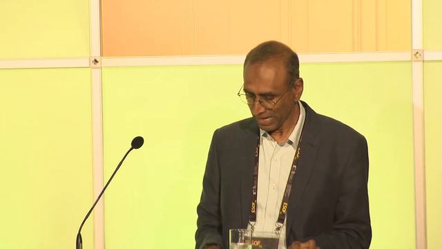Sir Venkatraman Ramakrishnan: How we visualise large molecules and why that is important смотреть онлайн