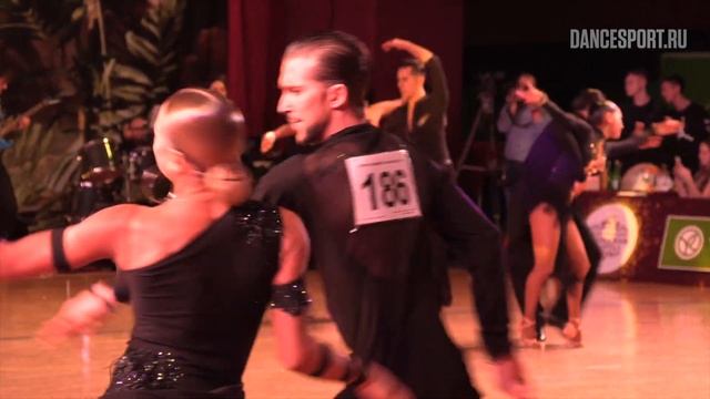 Sergey Litvinov - Anna Anufrieva RUS, Samba, Latin Kvartal Cup 2019 смотреть онлайн