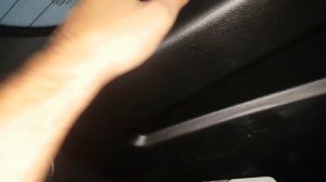 Снятие/разборка обшивки крышки багажника в закрытом состоянии Санг Йонг Кайрон. SsangYong Kyron