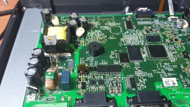 После попытки ремонта- привезли к нам. Панель оператора Delta Electronics DOP-110WS обзор КИПлаб.РФ смотреть онлайн