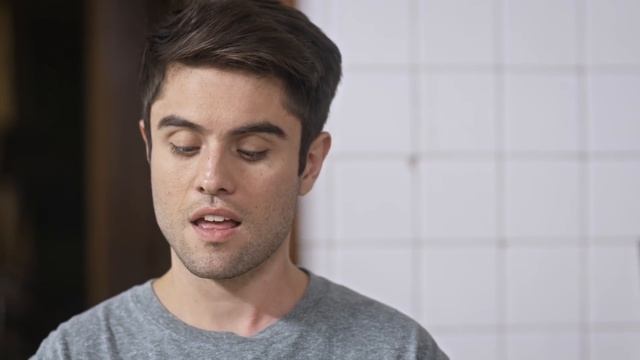 Capítulo 04: El tren del mame | Julia Vs Julia - Distrito Comedia смотреть онлайн