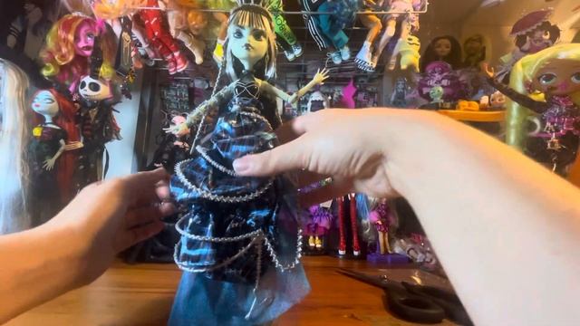 Sewn with love! Monster High Frankie Stein Doll, Stitched in Style (Amazon Exclusive) unboxing смотреть онлайн