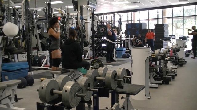 Rice University Olympic Weightlifting Training Hall смотреть онлайн