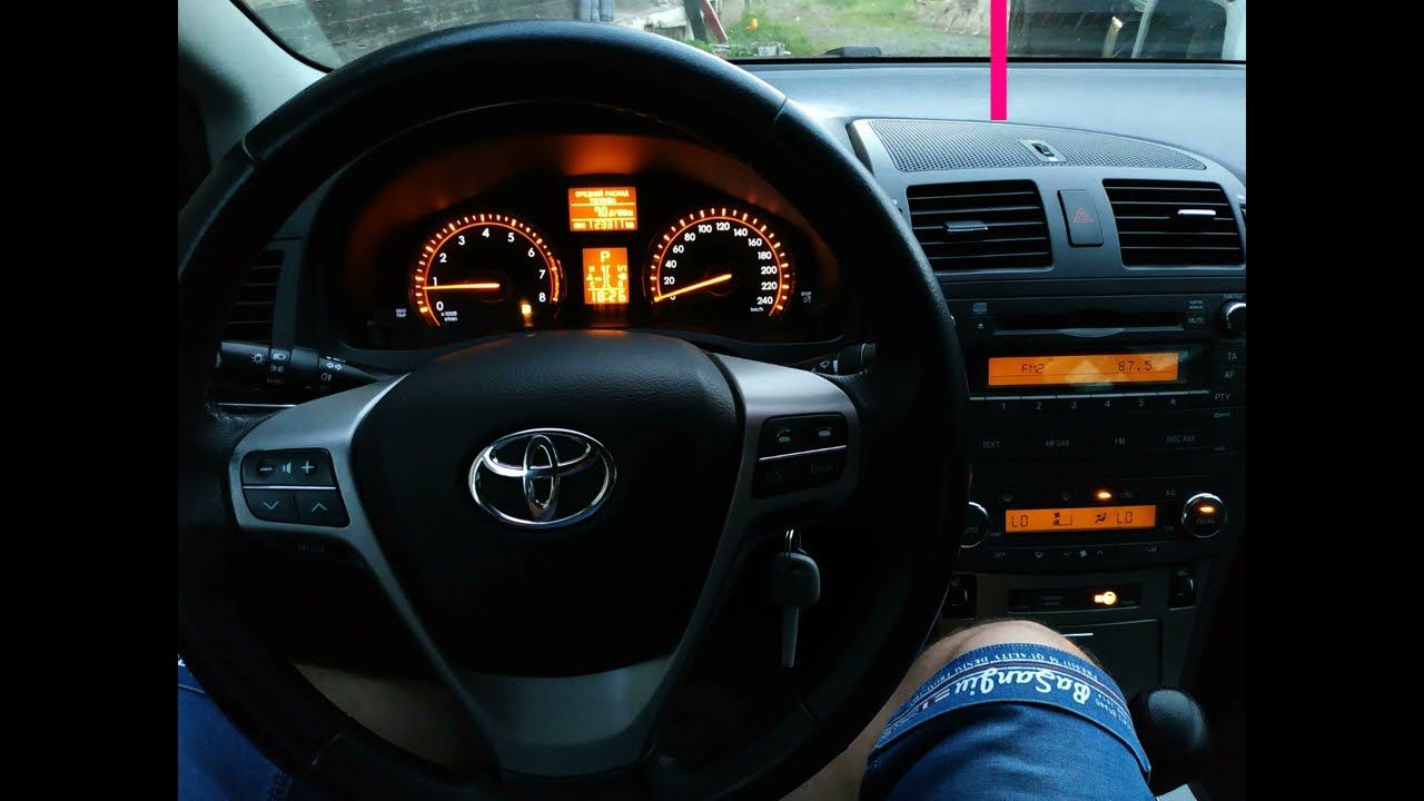 Запуск в мороз Toyota Avensis (T270). смотреть онлайн