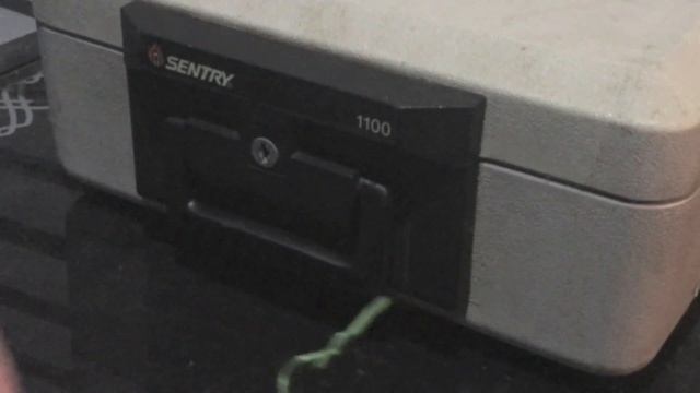 How To Open A Sentry 1100 Safe With Paperclips - QUICK And EASY