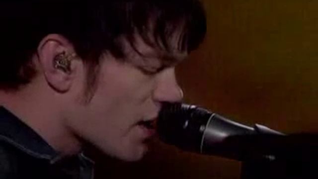 Sum 41-Pieces Live Acoustic смотреть онлайн