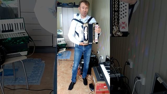 Обзор тульской гармони КУЛИКОВО ПОЛЕ, ВАДИМ ТИМОФЕЕВ смотреть онлайн