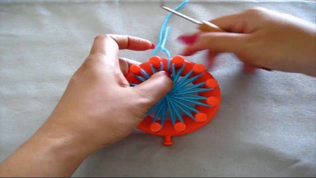How to loom knit a cellphone pouch with strap and flower accent смотреть онлайн