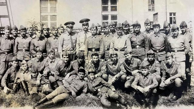 Служба в ЦГВ Словакия.РОЖЕНБЕРОК. 1982-1984 года. Ищу служаков. Пишите на ватсап 8-702-934-74-84 смотреть онлайн