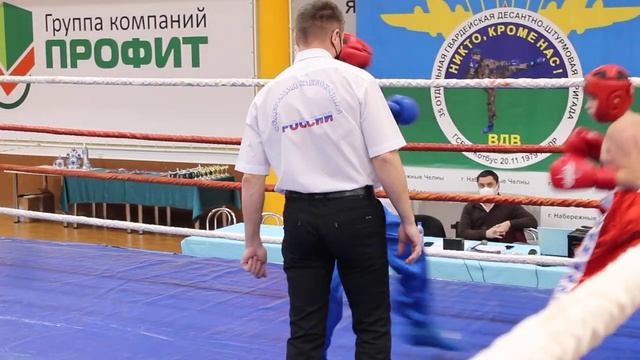 Кикбоксинг фулл-контакт. Хадауллин Адель (красный) - Кудрявцев Михаил (синий) смотреть онлайн