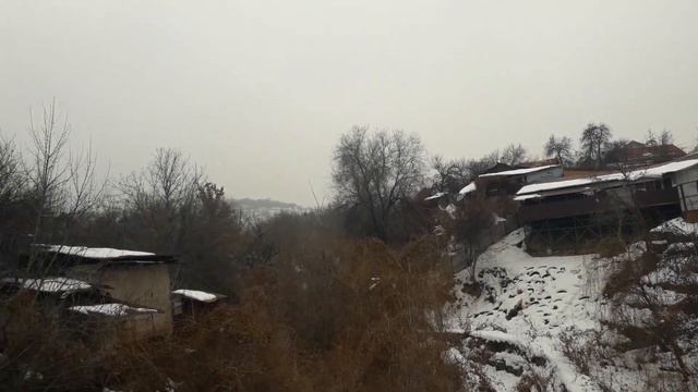 Алматы, Подвесной мост в Татарке, улицы Полевая Средняя 05 02 2020 смотреть онлайн