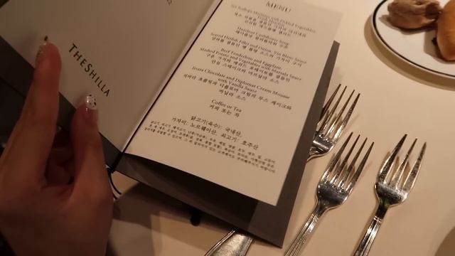 FIRST PROM // set-up & clean-up, fun with friends *chaotic* смотреть онлайн