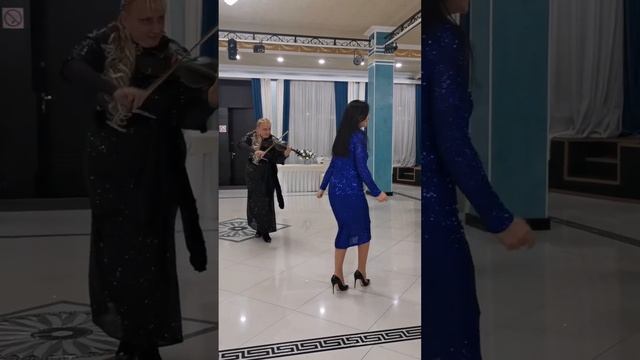 Зажгли и без лезгинки)) #weddingdance #wedding смотреть онлайн