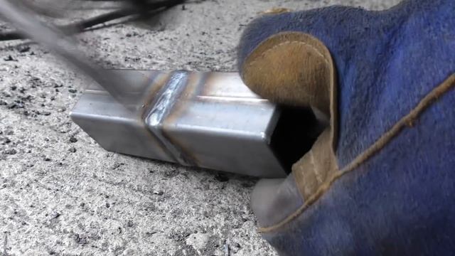 СВАРКА ПРОФИЛЬНОЙ ТРУБЫ НА ОБРАТНОЙ ПОЛЯРНОСТИ БЕЗ ОТРЫВА!!! САМЫЙ ПРОСТОЙ СПОСОБ!!! смотреть онлайн