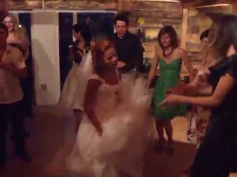 Танцы на свадьбе подруги It's My Life смотреть онлайн