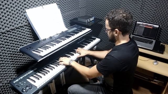 Fugue n 2 - J S Bach смотреть онлайн