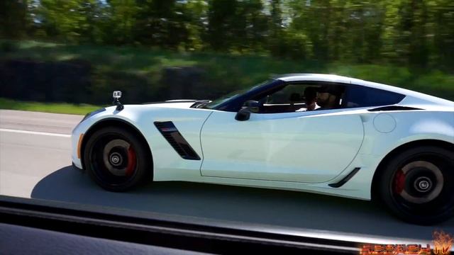 Street Racing C7 Z06 Vette VS Dodge Challenger Hellcat смотреть онлайн