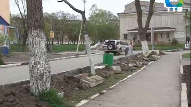 Городская Компания Сервиса приступила к укладке бордюрного камня смотреть онлайн