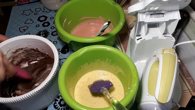 ВКУСНЫЙ ЦВЕТНОЙ КЕКС РЕЦЕПТ НАТАШИ ИЗ ТЕРНОПОЛЯ смотреть онлайн