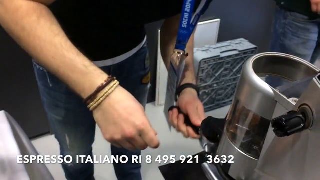 Сочи 2014. Олимпийский кофе Lavazza & Cimbali. Настройка кофемашины. смотреть онлайн