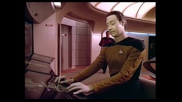 Data - Black and Yellow смотреть онлайн