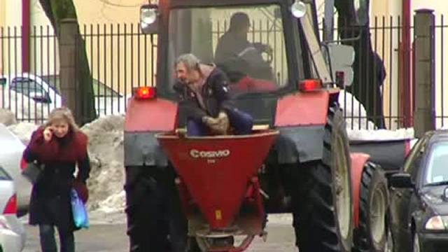 Боремся со льдом по-латвийски смотреть онлайн