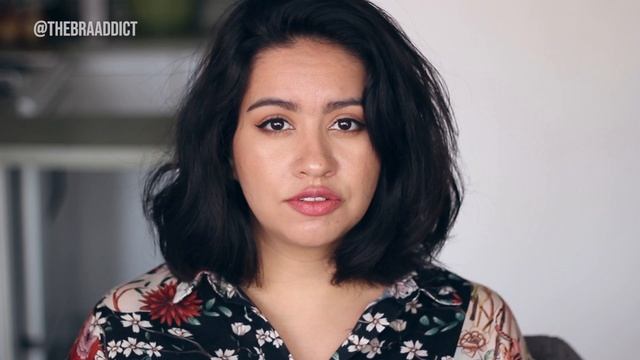 MEASURE YOUR BRA SIZE, THE REAL WAY! (spoiler alert, you are not a 36C) смотреть онлайн