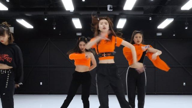 MAMAMOO (마마무) - HIP | K-pop Dance Cover｜Young Reach Dance Studio смотреть онлайн