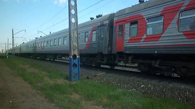 Электровоз ЧС7-192 с поездом №346С Адлер — Нижний Тагил смотреть онлайн