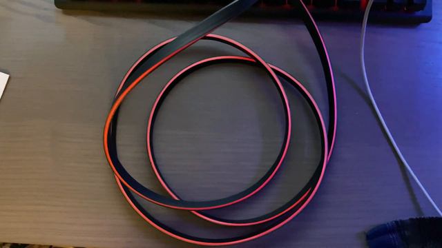 THIS IS THE WORLD'S FIRST HDMI CABLE WITH RGB смотреть онлайн